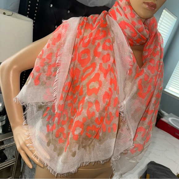 Express Coral Orange Beige Leopard Print Scarf Beautiful Spring Summer Fall - Picture 9 of 14